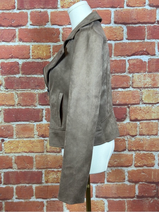 BB Dakota Steve Maden Women's Tan Faux Suede Jacket Size Medium - Picture 3 of 15